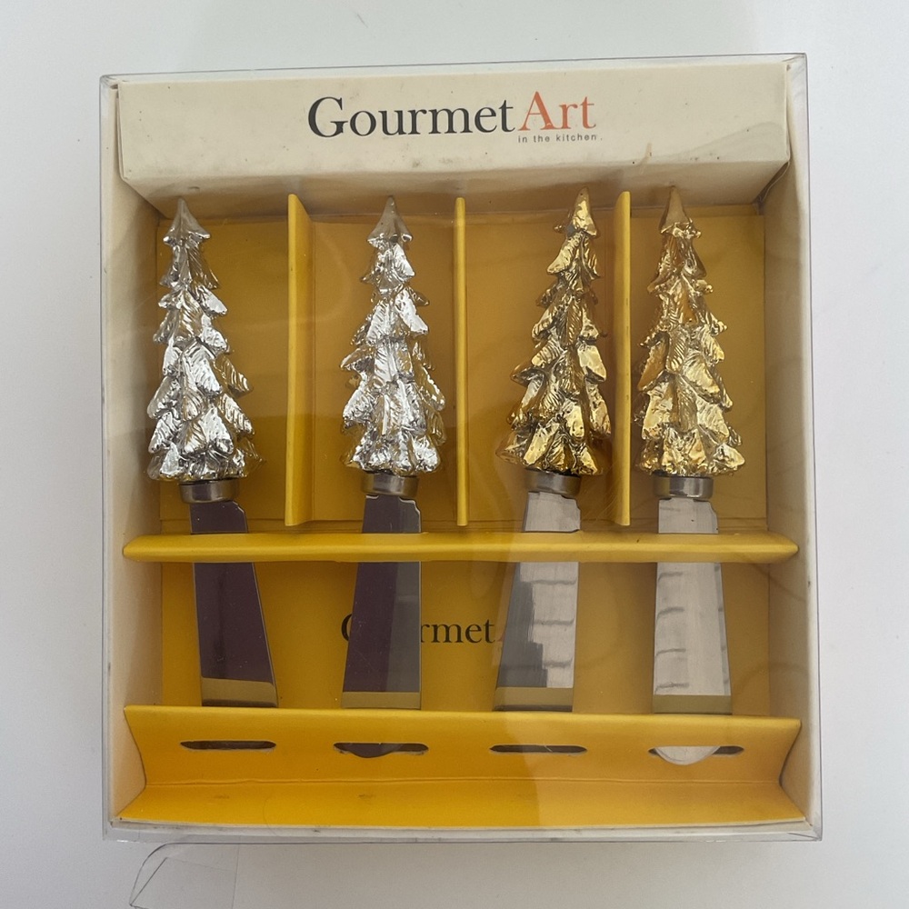 Gourmet Art Cheese Condiment Knife Spreaders set of four NWT